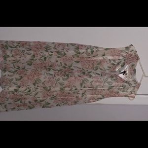 Holly Bracken floral dress. NWT